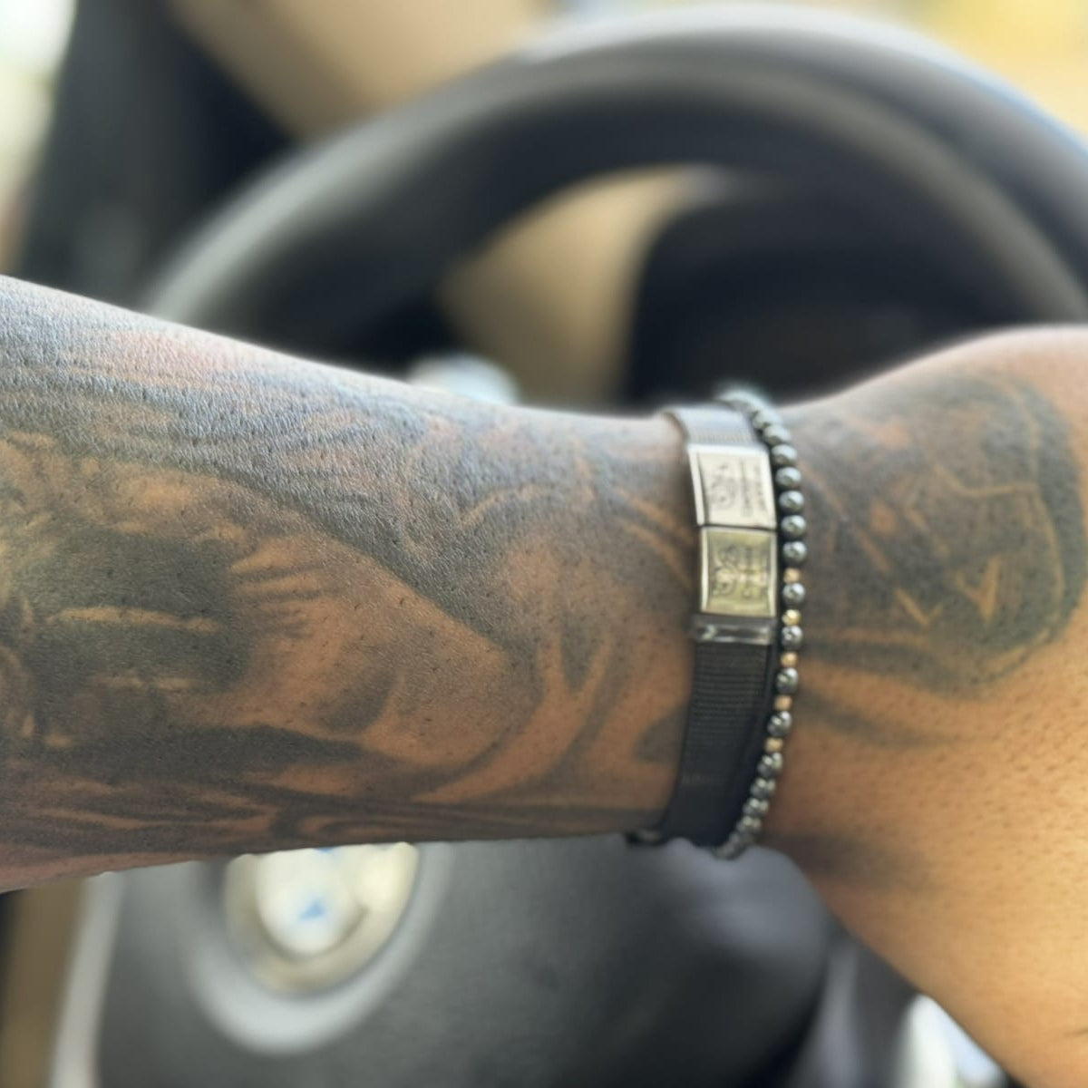 персонализирана мъжка гривна